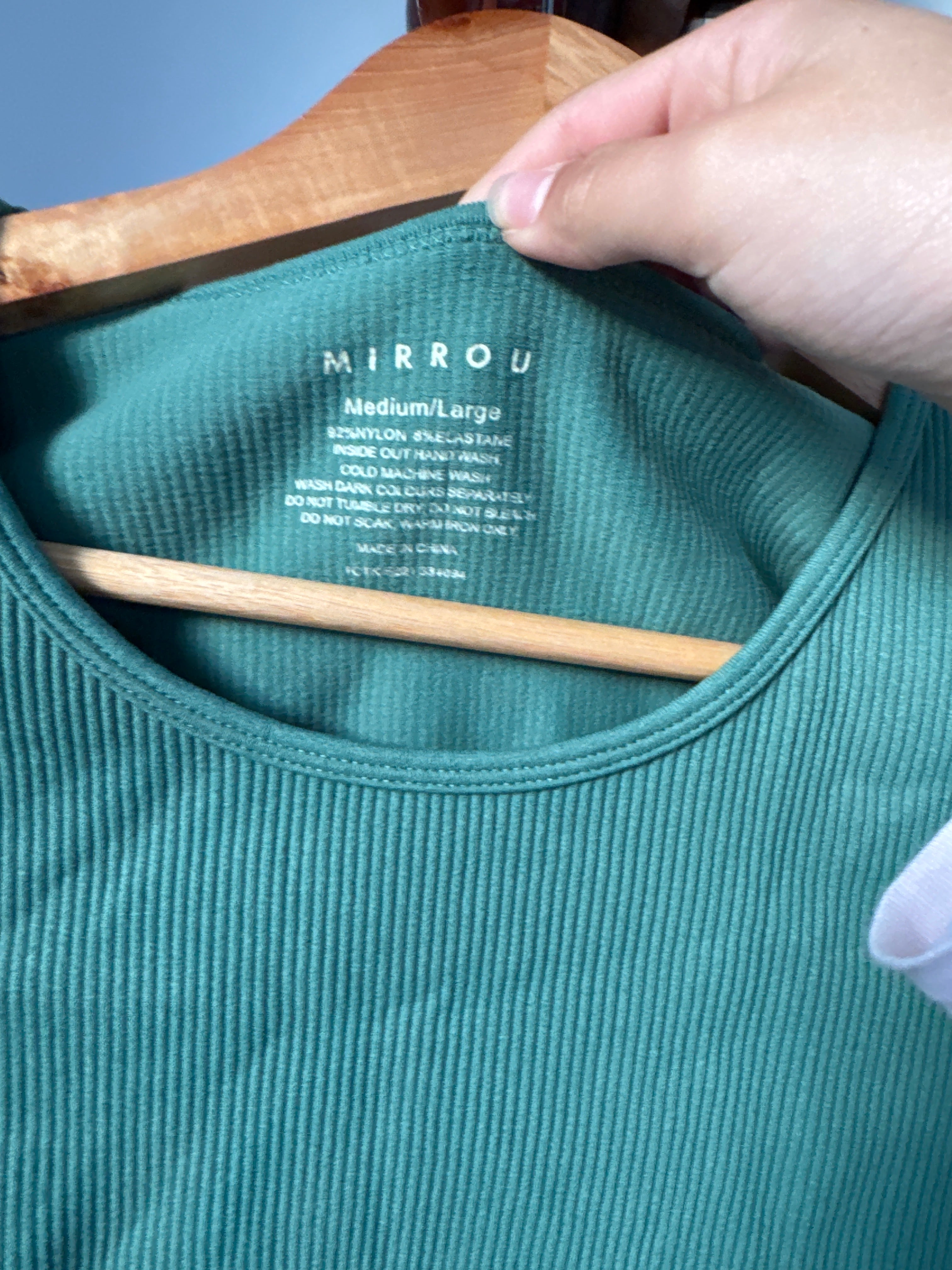 Mirrou Size M/L Teal Green Ribbed Knit Scoop Neck Top