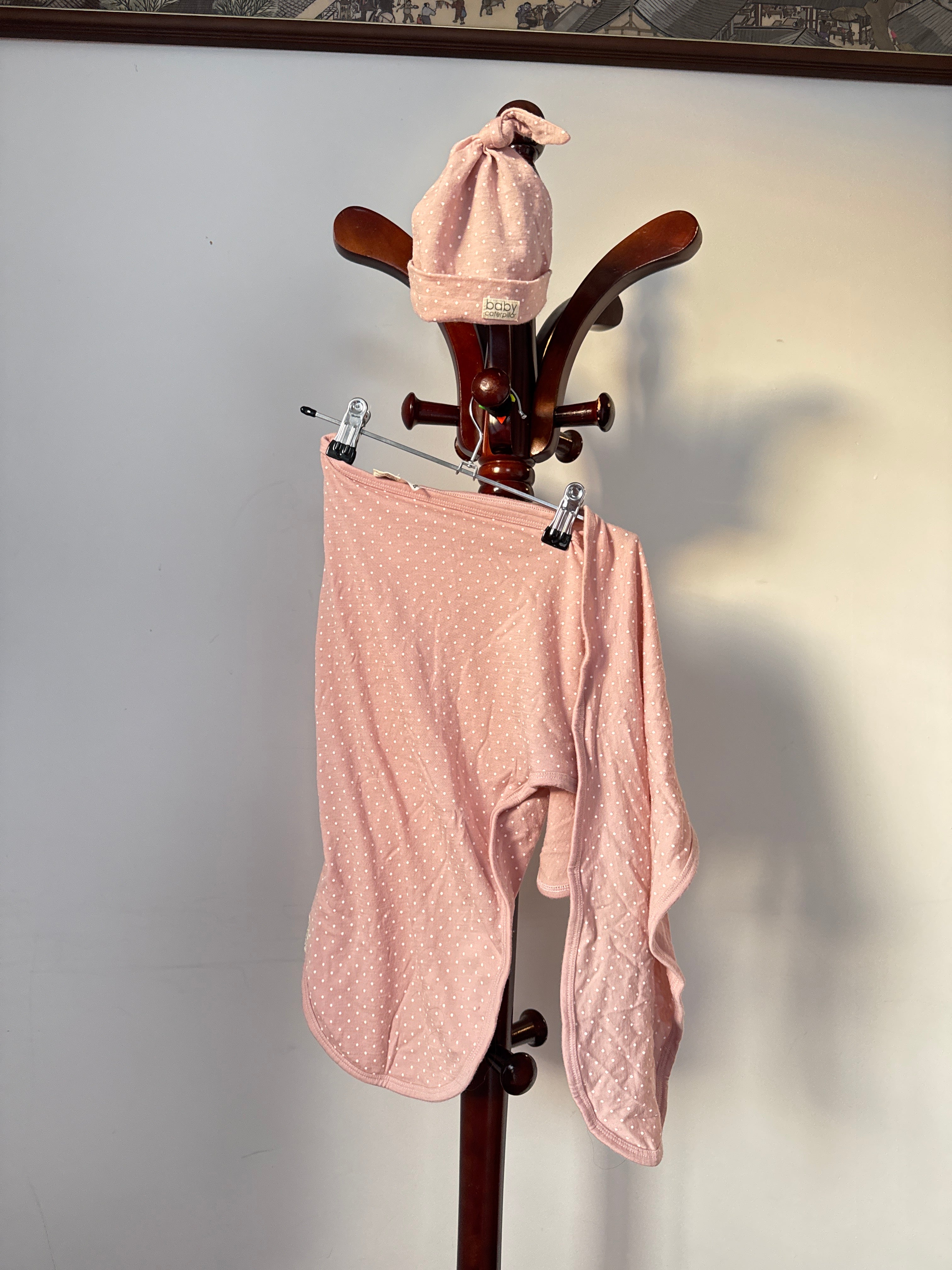 pink pokodot hat and wrap