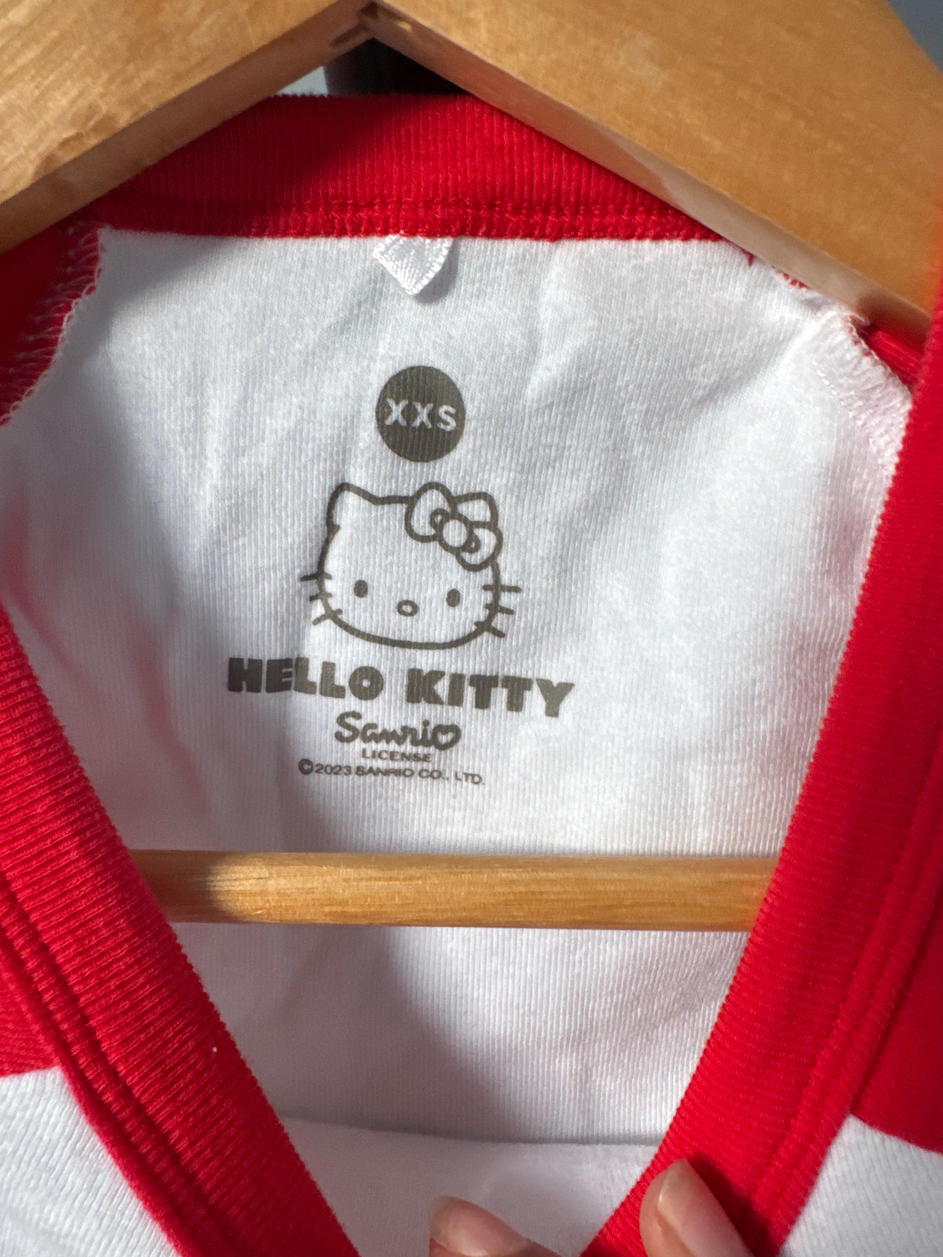 Hello Kitty Sanrio Size XXS White & Red Raglan T-Shirt