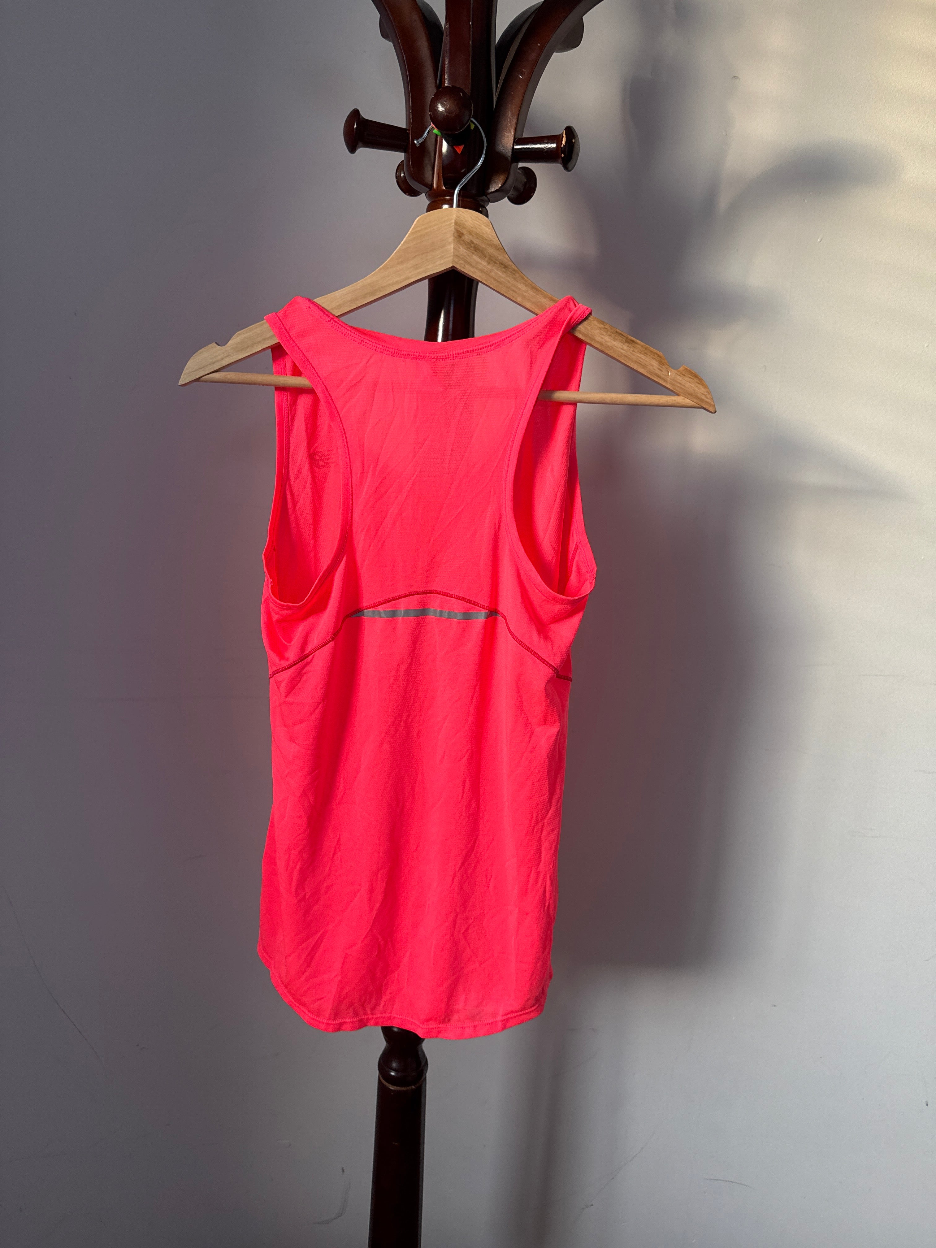 New Balance Womens Size XS Bright Pink Athletic Tank Top