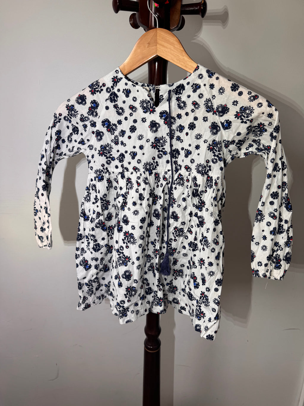 Hua Tian Cai white + navy flower dress