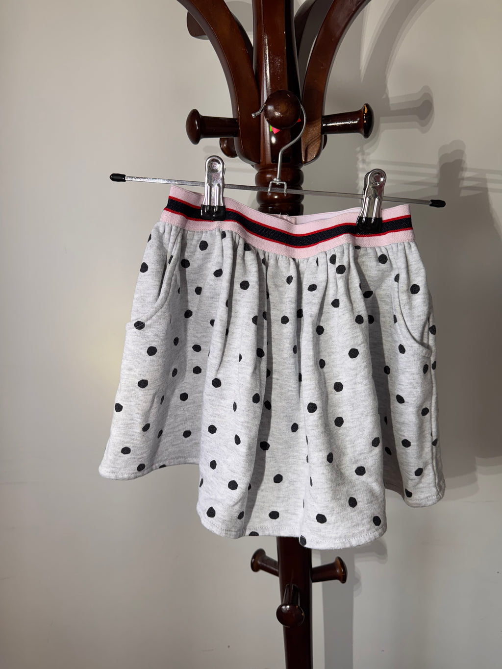 Cotton on polkadot skirt ￼