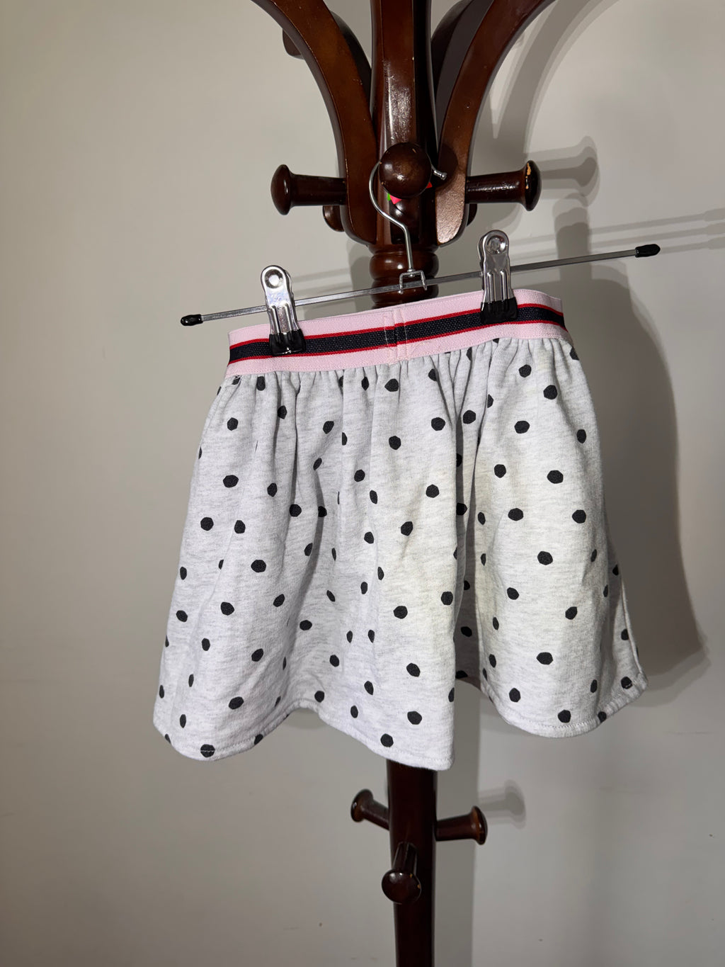 Cotton on polkadot skirt ￼