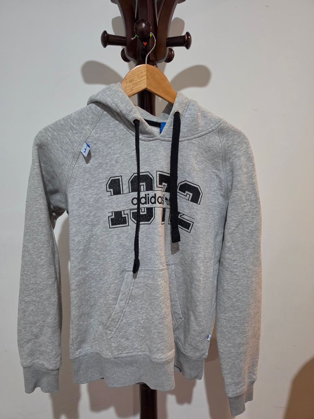 adidas top t81