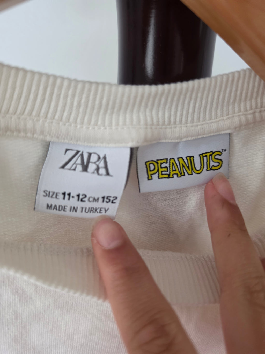 Zara japanese snoppy jumper