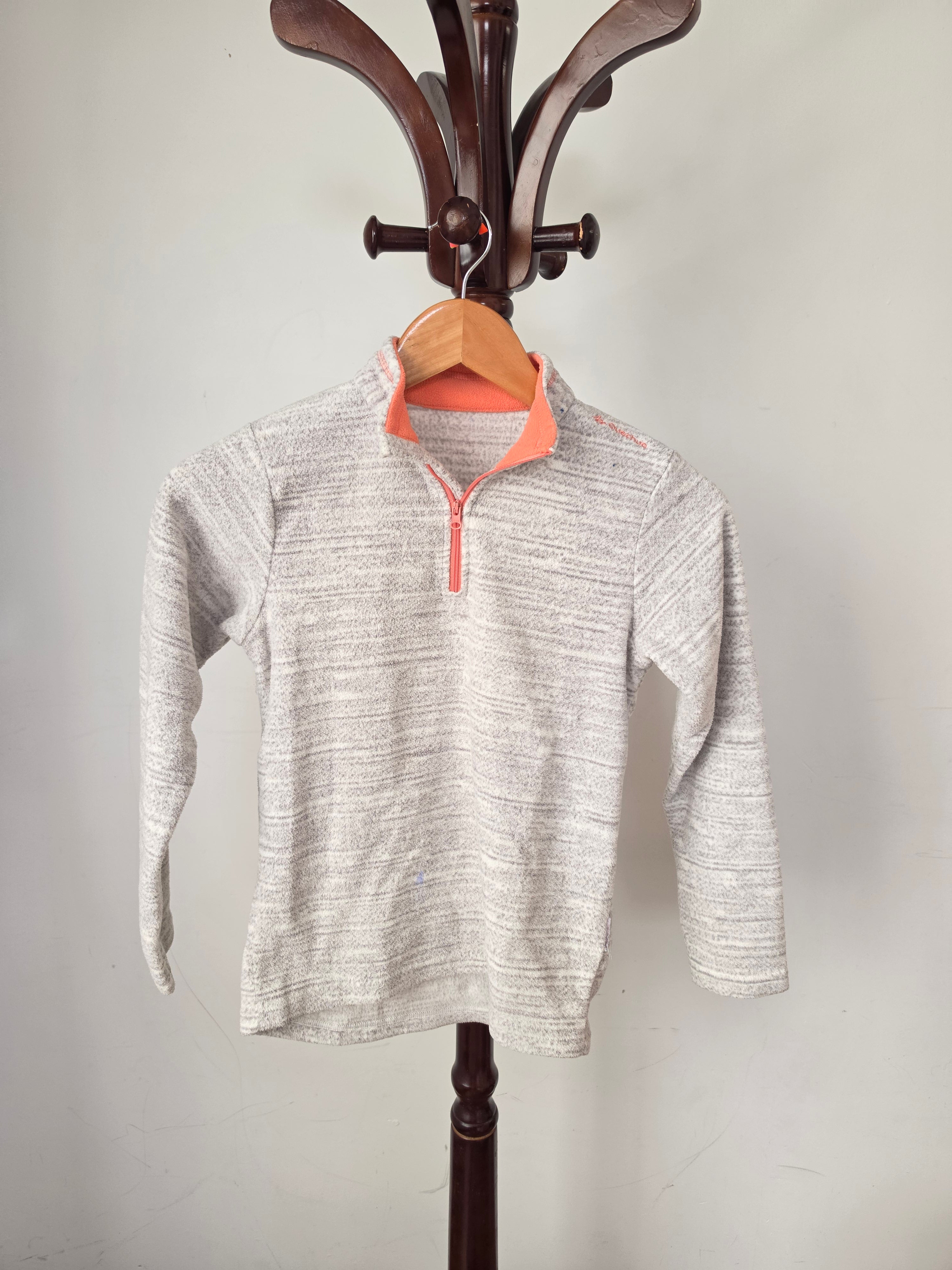 Decathlon gray and pink jumper