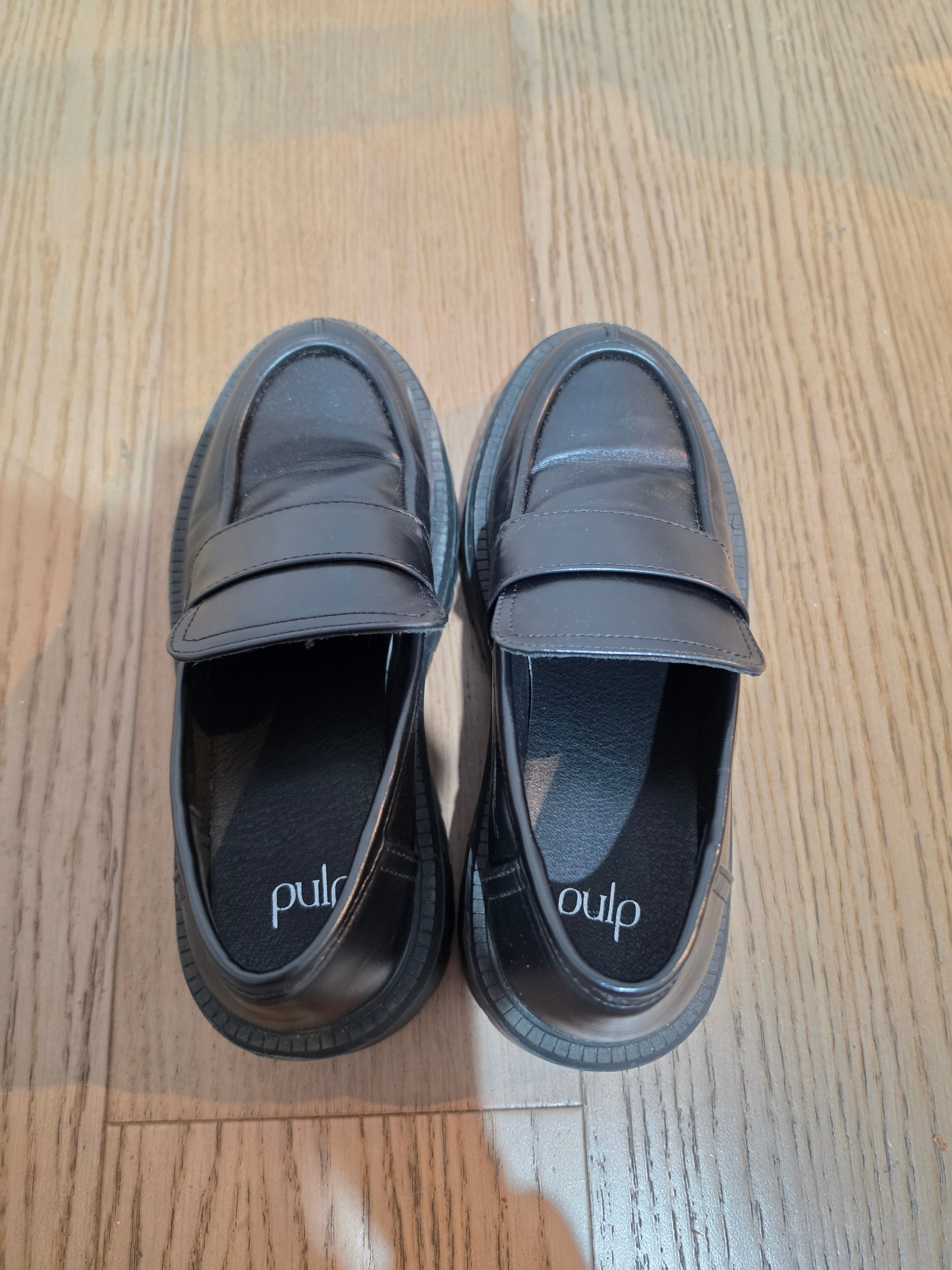 Black Chunky Platform Loafers – Size 6