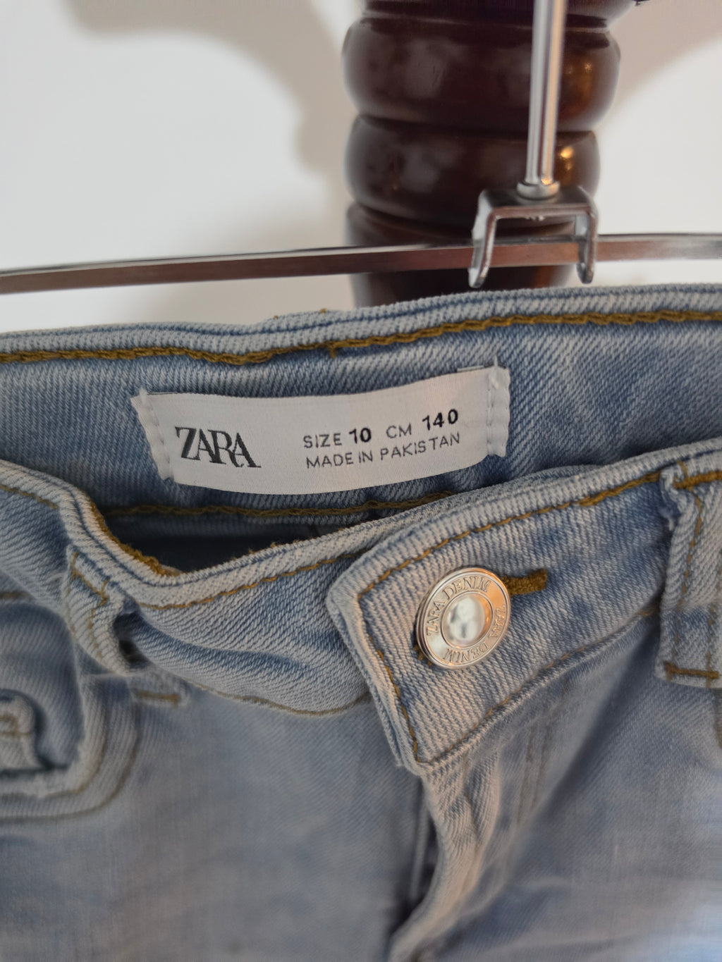 Zara jeans 10 140  p63